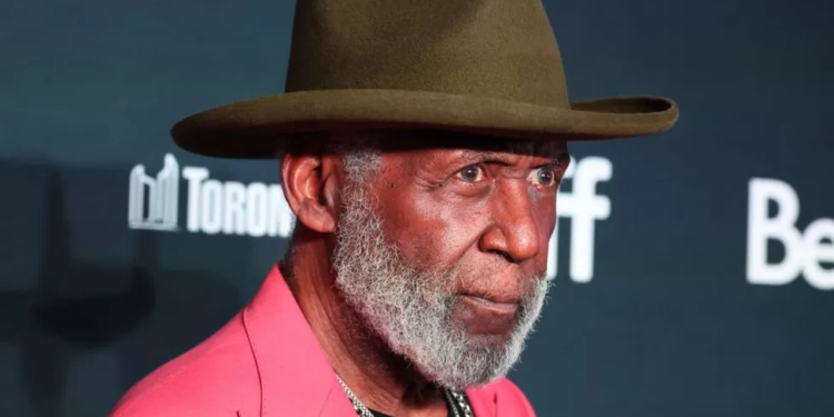 Richard Roundtree: Shaft lead actor dies at 81
