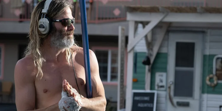 Chris Pine, Star of ‘Poolman’, Disregards Negative Vibes and Critical Reviews