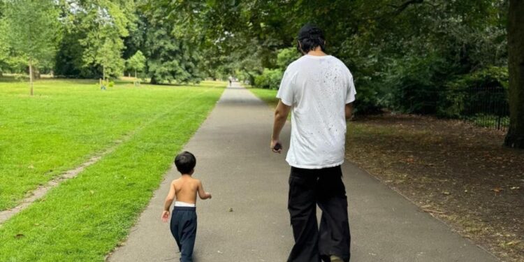 Sonam Kapoor and Anand Ahuja’s son Vayu enjoys a cute park stroll with ‘mama’ Harsh Varrdhan Kapoor!