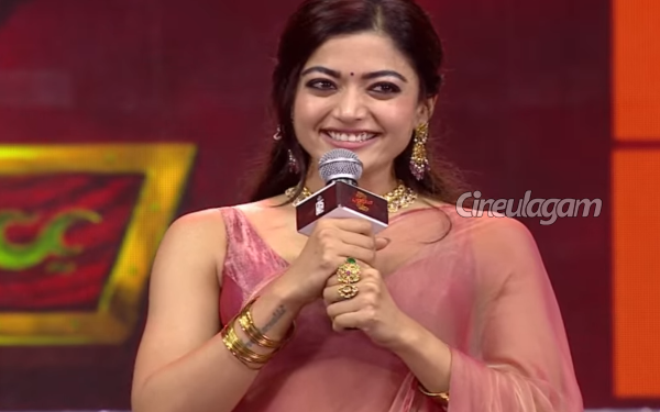 Rashmika opened up about love on stage …