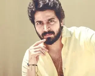 Harish Kalyan to join the director of Lift