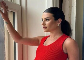 Lea Michele Shares Family Snap and Poses With Christmas Tree