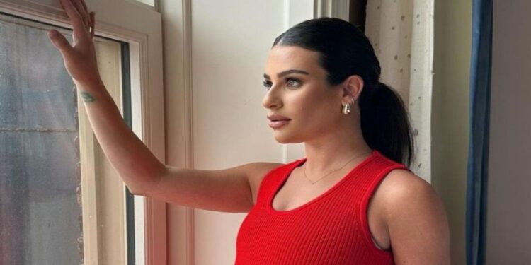 Lea Michele Shares Family Snap and Poses With Christmas Tree