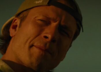 Glen Powell Goes Undercover To Revive His Football Career In Hulu’s Comedy Series