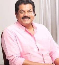 The SIT has a filed a chargesheet against malayalam actor Mukesh